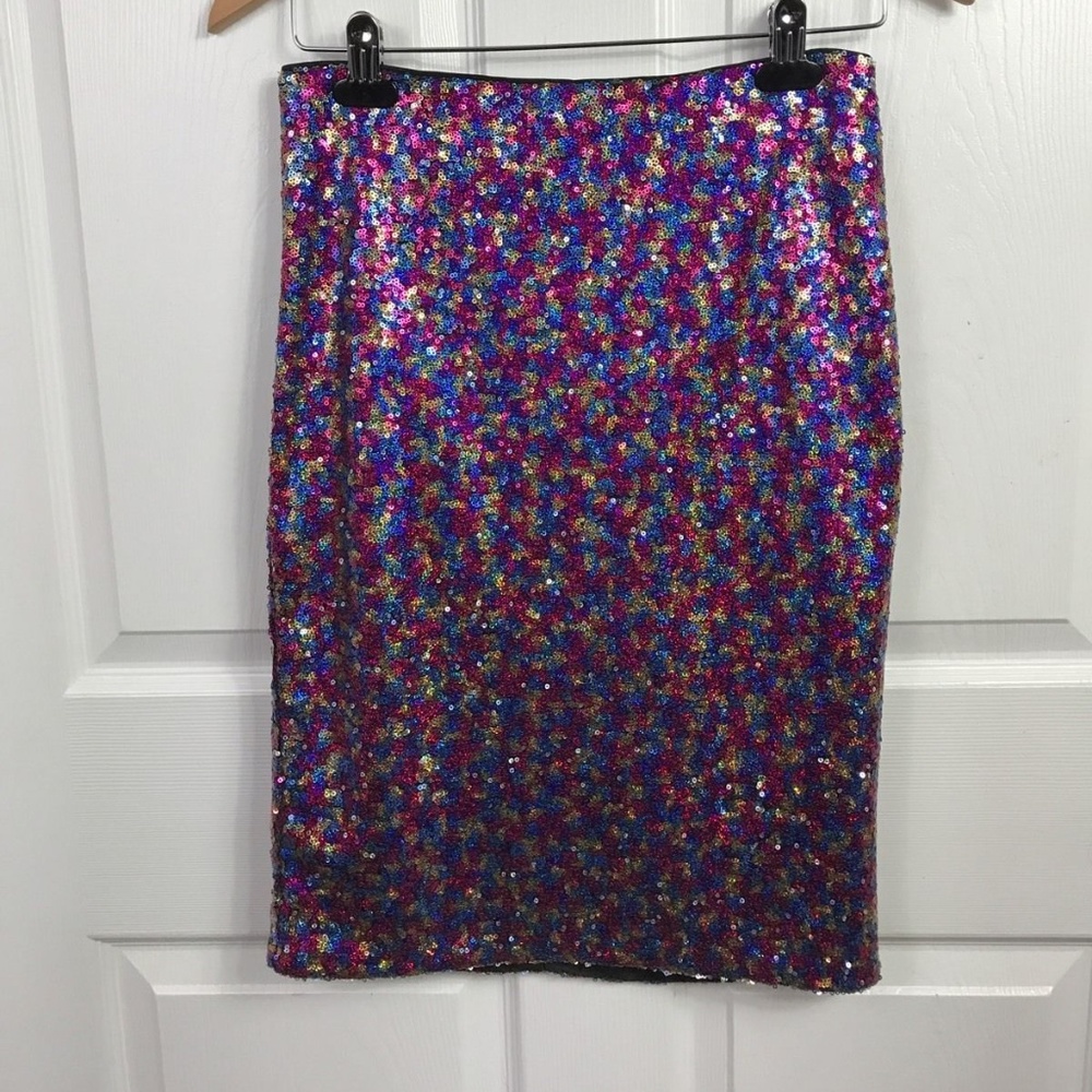 SKIES ARE BLUE Stitch Fix Multi-Color Sequined